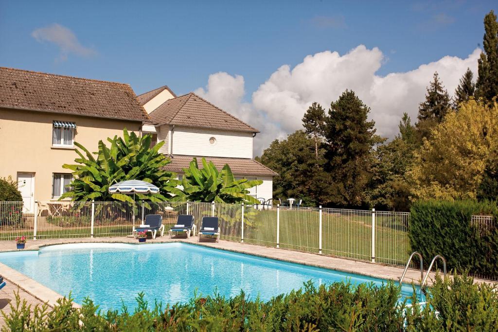 Logis Hotel Du Pont Neuf Le Veurdre Ngoại thất bức ảnh