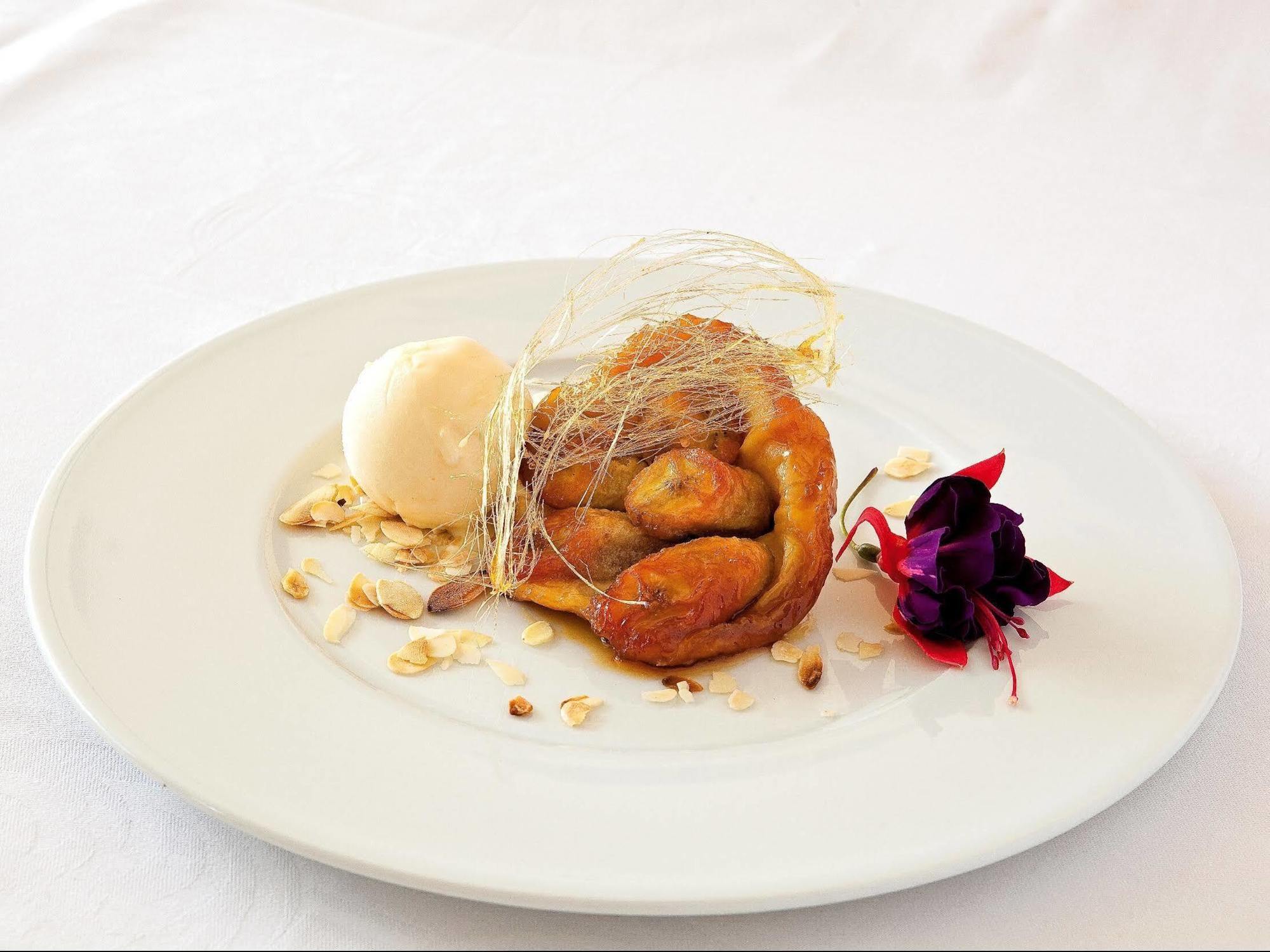 Logis Hotel Du Pont Neuf Le Veurdre Ngoại thất bức ảnh