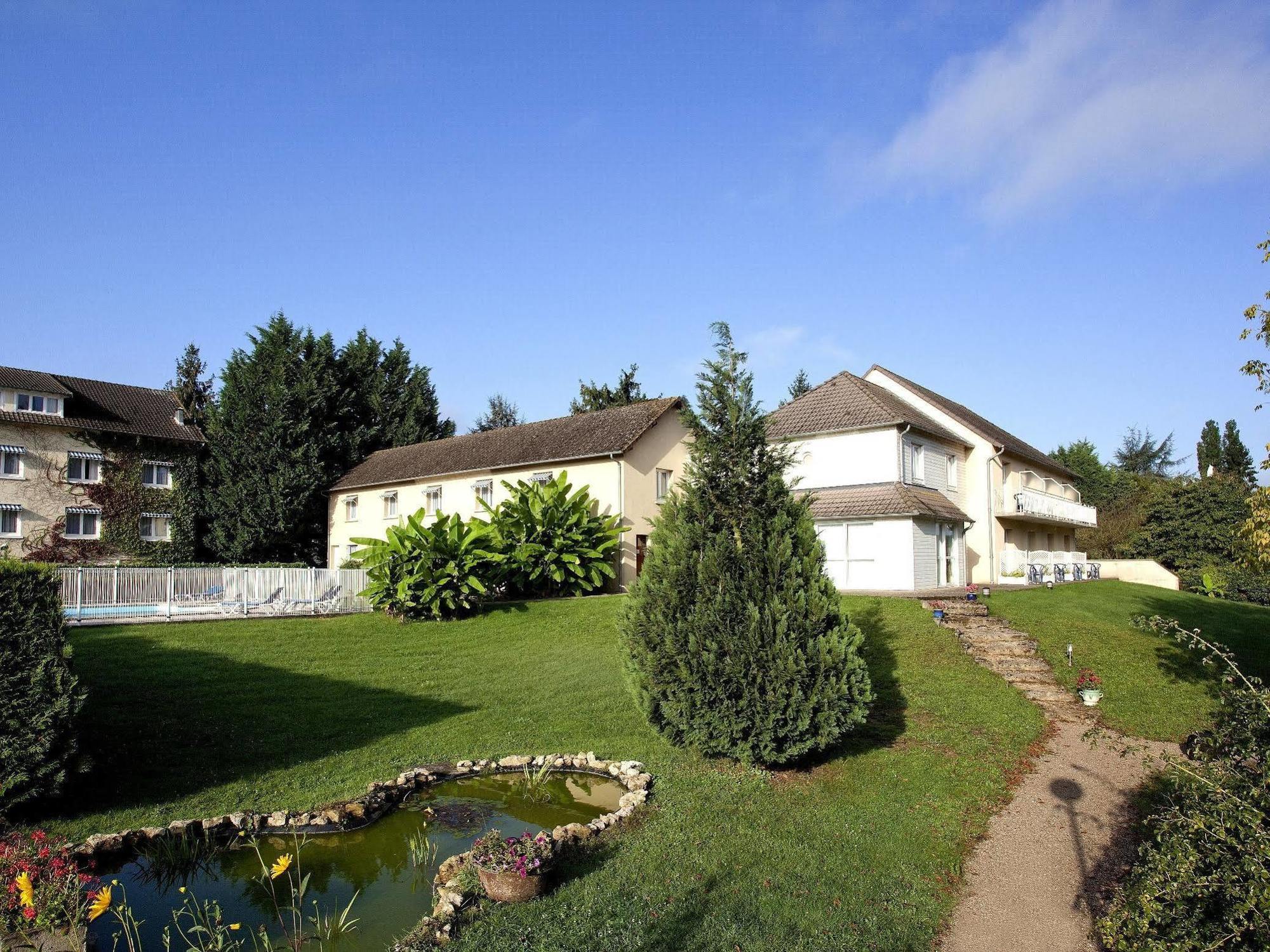 Logis Hotel Du Pont Neuf Le Veurdre Ngoại thất bức ảnh