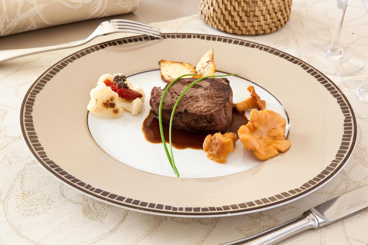 Logis Hotel Du Pont Neuf Le Veurdre Ngoại thất bức ảnh